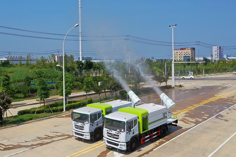 東風(fēng)D9國(guó)六10-12噸方罐多功能抑塵車(chē)