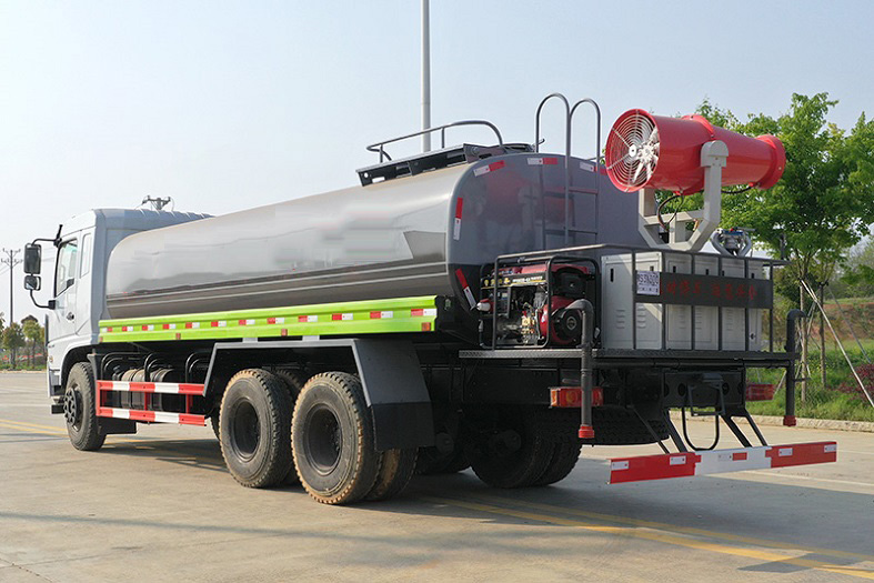 國六東風(fēng)D3L后八輪20噸噴霧車/30米-40米霧炮