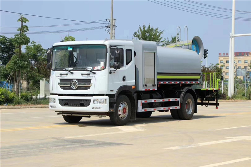 國(guó)六東風(fēng)D9 12方抑塵車(chē)