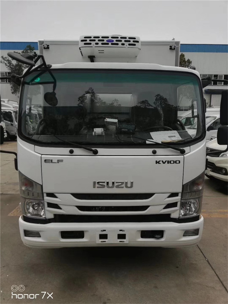 國(guó)六慶鈴五十鈴KV100藍(lán)牌冷藏車(chē)